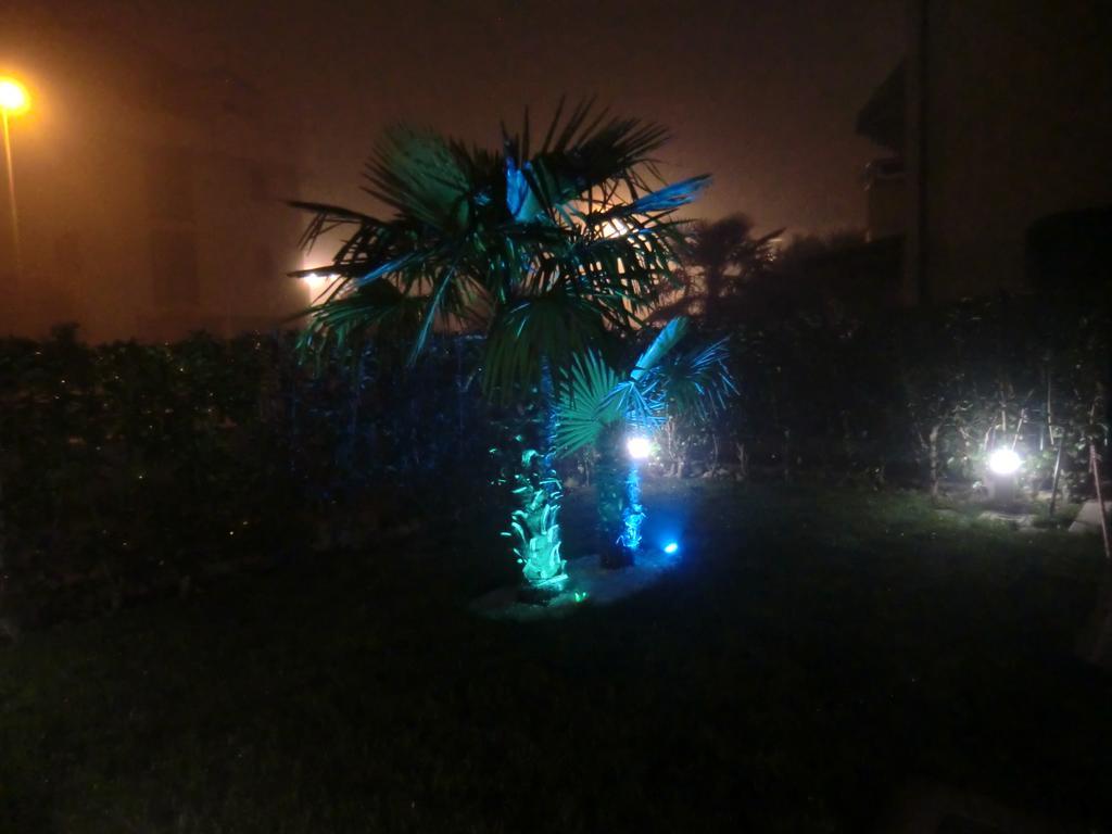 Residence Elisa Piano Terra Con Giardino E Posto Spiaggia Incluso Caorle Kamer foto
