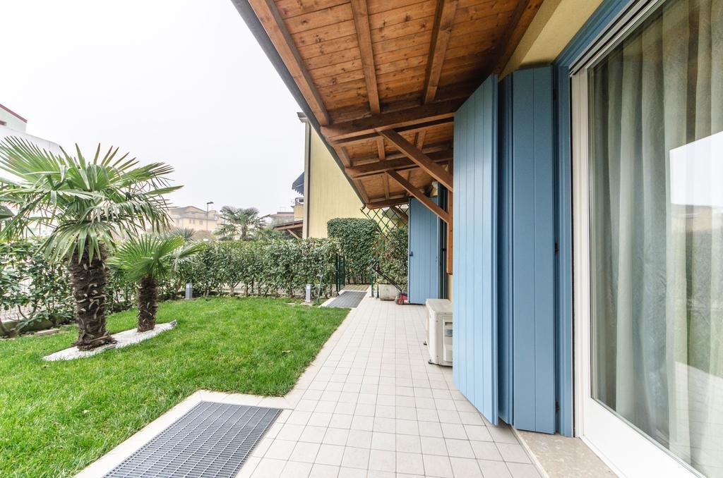 Residence Elisa Piano Terra Con Giardino E Posto Spiaggia Incluso Caorle Kamer foto